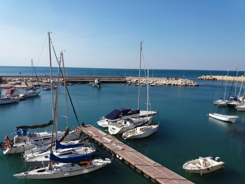 ג'ובינאצו Il Da Vinci Casa Vacanze מראה חיצוני תמונה
